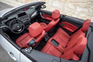 P90173128-the-bmw-2-series-convertible-on-location-interior-01-2015-600px.jpg