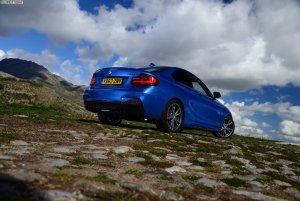 BMW-M235i-Estorilblau-2er-F22-Coupe-Estoril-Blue-05.jpg