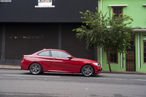 BMW-M235i-Wallpaper-Suedafrika-2er-Coupe-F22-Melbourne-Rot-30.jpg