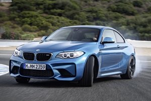 2016-BMW-M2-F87-01.jpg