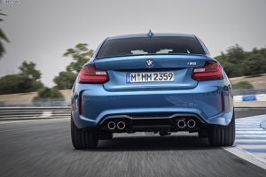 2016-BMW-M2-F87-08.jpg