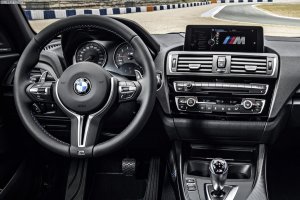 2016-BMW-M2-F87-Innenraum-02.jpg